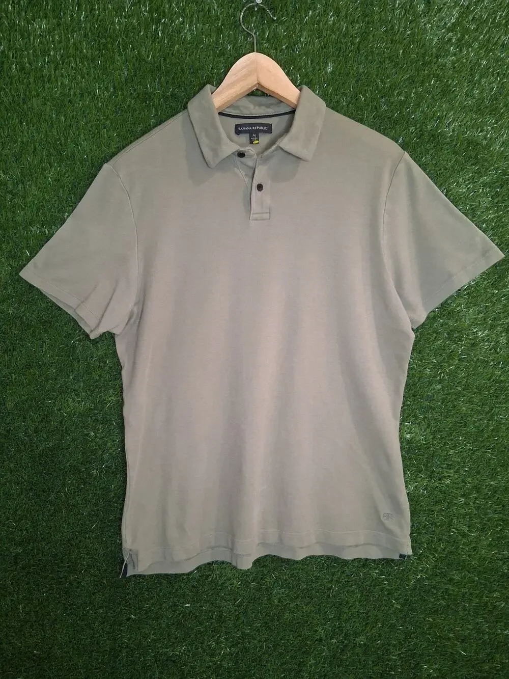 Banana Republic Men's Size M Polo Shirt Faded Olive Green Casual Short Sleeve